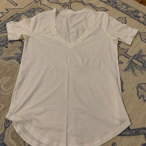 Lululemon white t shirt
